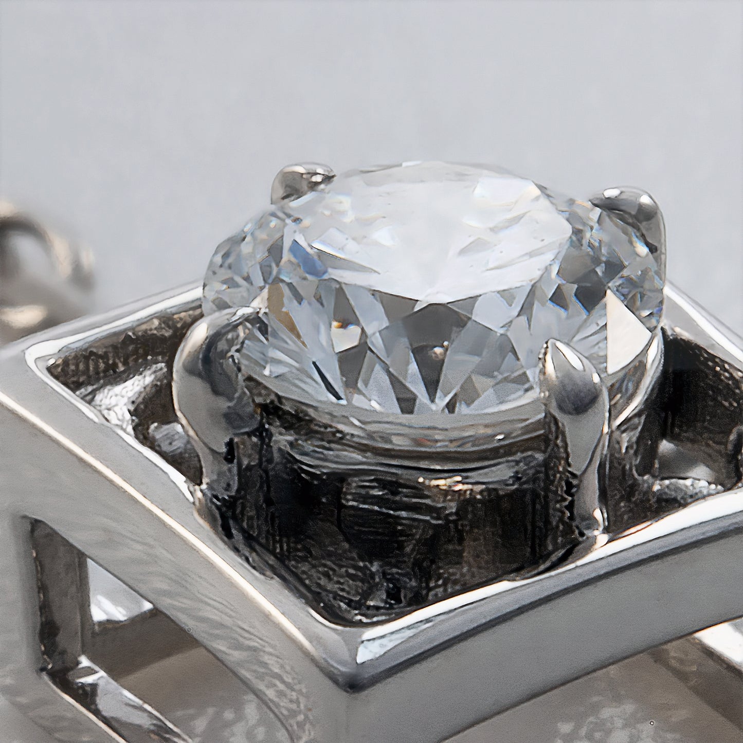Refracta Necklace|K18 White Gold