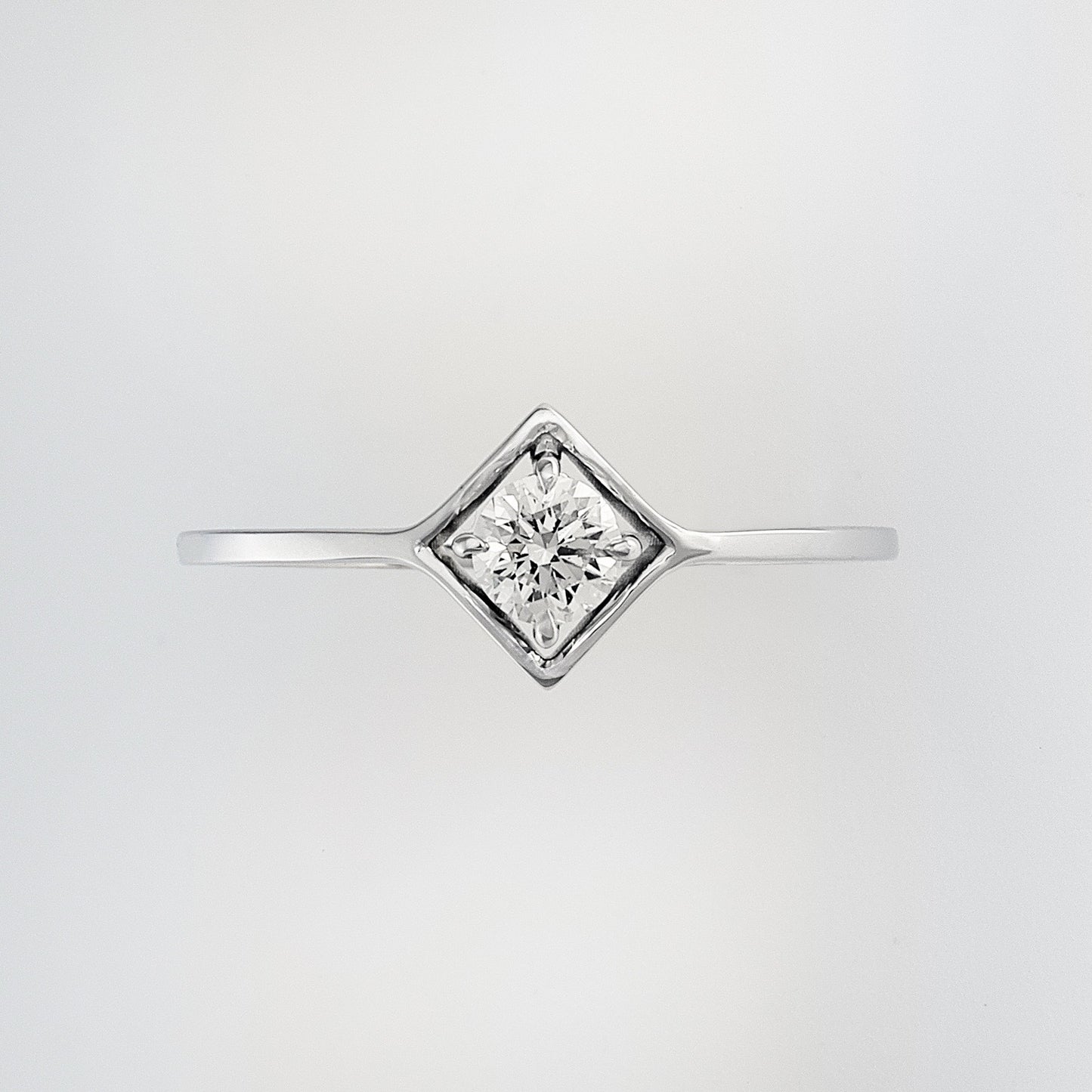 Refracta Ring｜K18 White Gold
