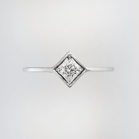 Refracta Ring｜K18 White Gold