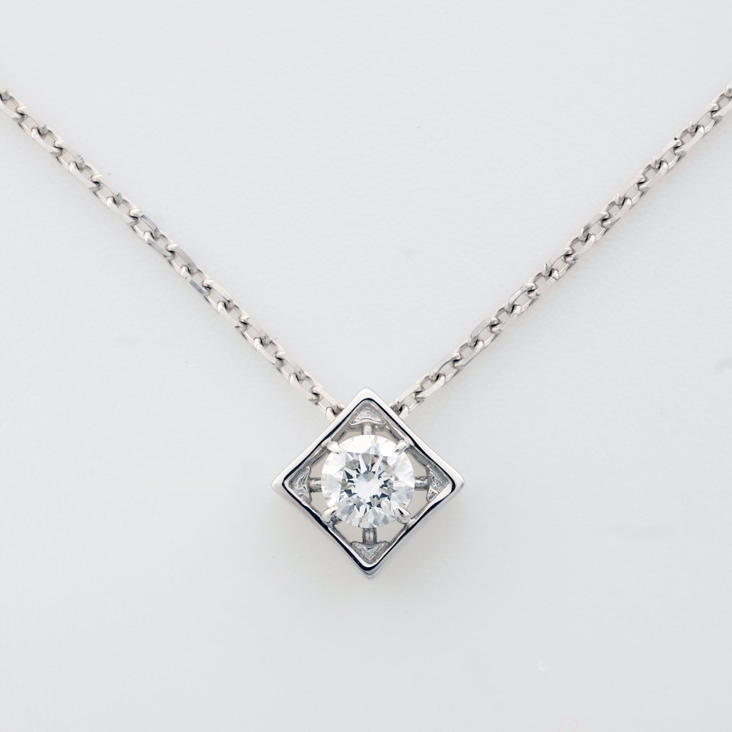 Refracta Necklace｜K18 White Gold
