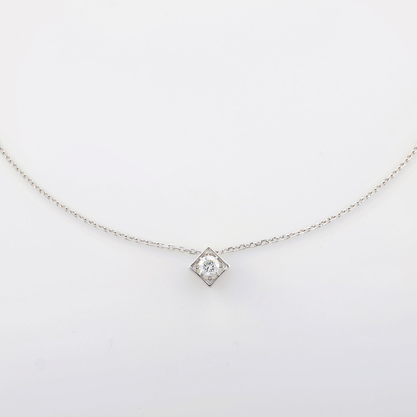 Refracta Necklace｜K18 White Gold